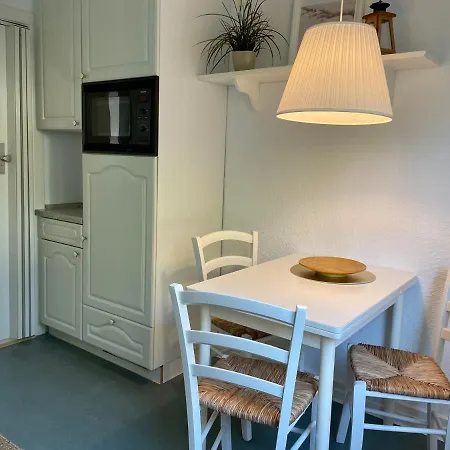 Haus Jenina 1 Apartment